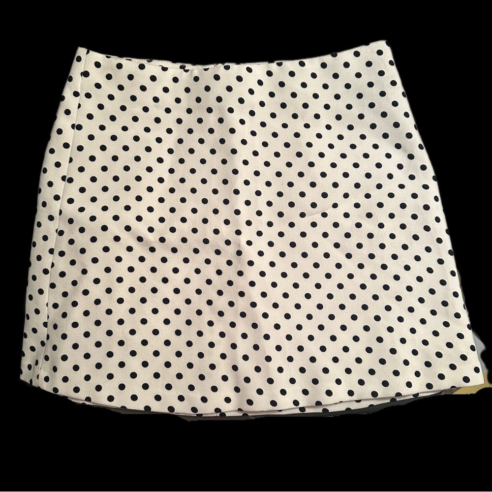 Zara White Mini Skirt with Black Polka Dots